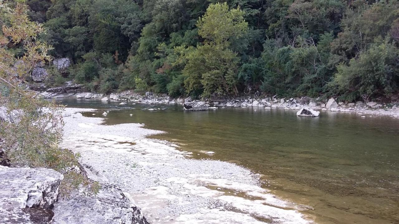 Chambre En Ardeche Du Sud Saint-Remeze Екстер'єр фото